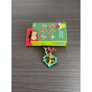 Loungefly How The Grinch Stole Christmas Wreath Ornaments Enamel Pin - Max (A)